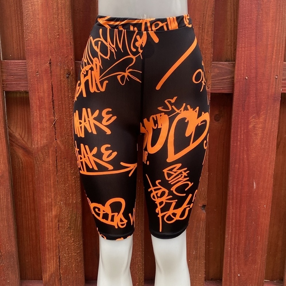 Women's Black & Orange Graffiti Print Pantsuit Size S - Picture 7 of 9